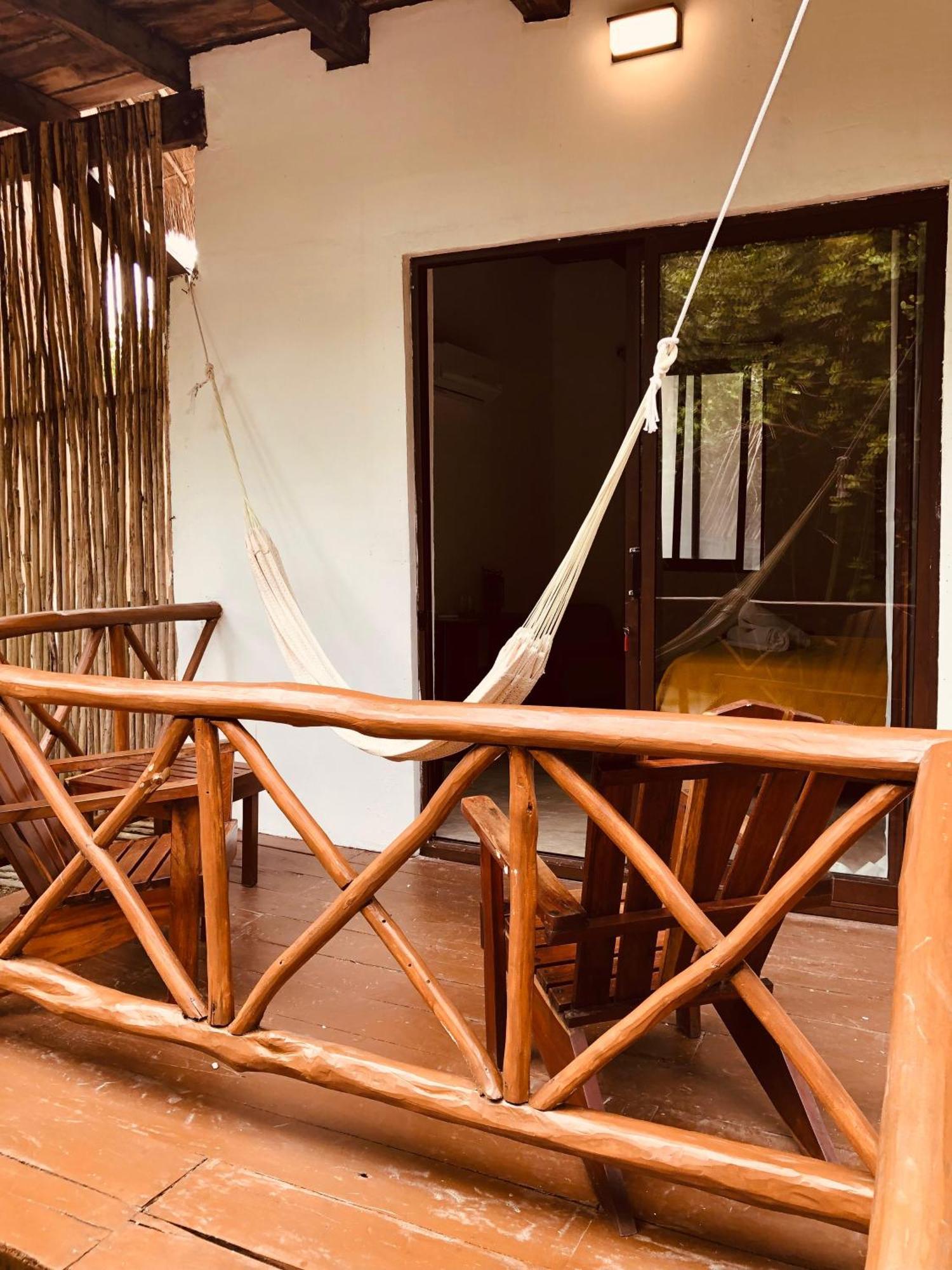 Cabanas Tulum - Aldea Mangle & Cenote Экстерьер фото